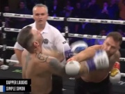 Thể thao - Rúng động Boxing: Diễn viên hài thắng knock-out đối thủ sau 65 giây