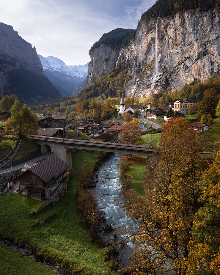 Thung lũng Lauterbrunnen là một trong những địa điểm thần tiên mà nhiều người luôn muốn ghé tới.
