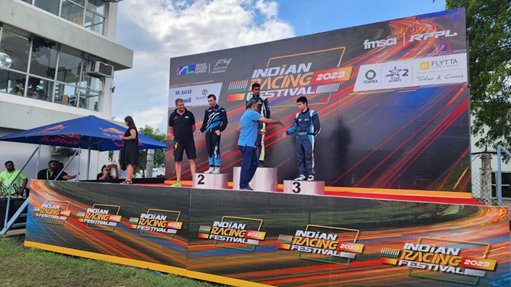 Tay đua Việt bước lên bục podium tại giải đua xe F4 Indian Championship 2023 - 2
