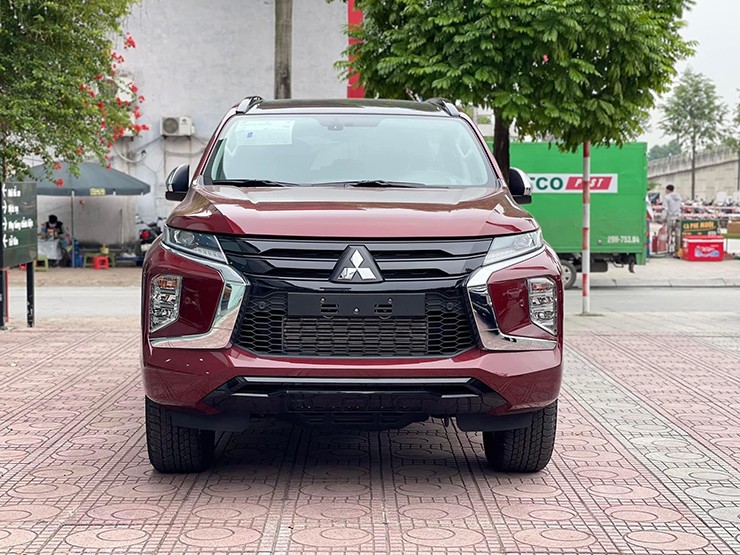 Mitsubishi Pajero Sport có thêm bản mới tại Việt Nam, giá không đổi - 2