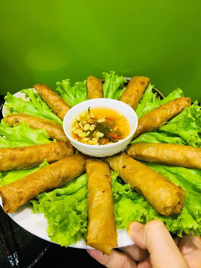 Món chả ram ốc là món ăn vừa thơm ngon lại vừa bổ dưỡng