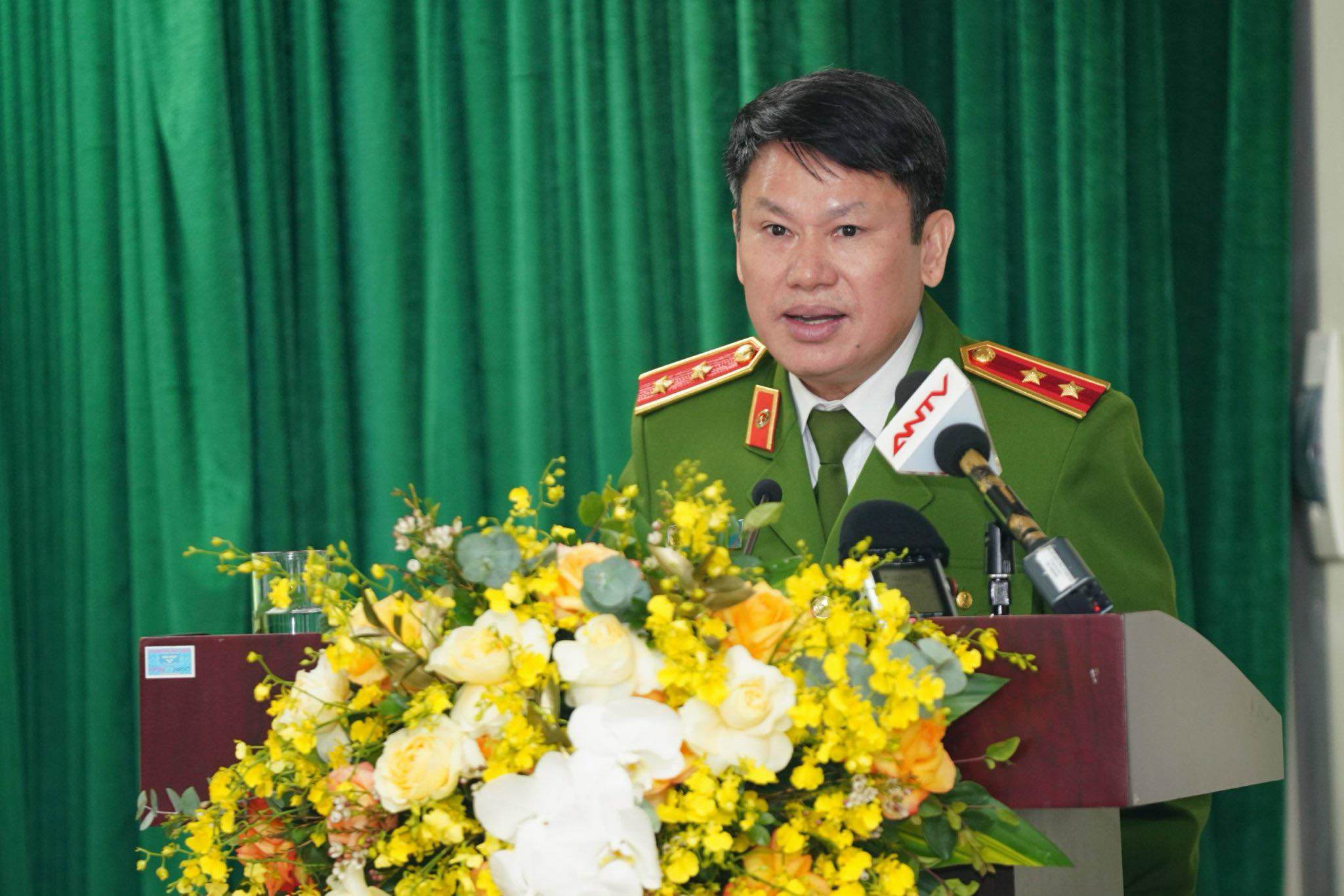 Trung tướng Nguyễn Văn Viện
