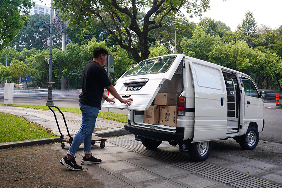 Suzuki Blind Van: Chiến thần vận tải linh hoạt, kinh tế - 2