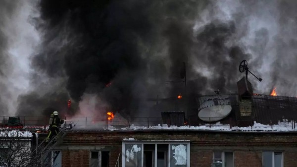 Bão tuyết tràn về Kiev, Nga tiếp tục mở đợt tập kích lớn - 1
