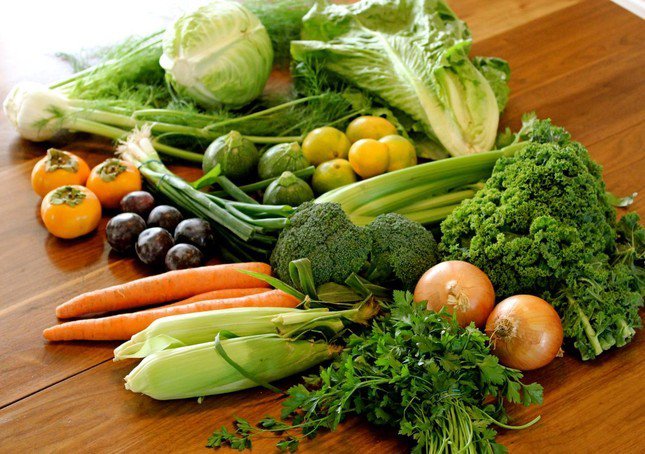Bất ngờ khi ăn nhiều rau xanh có thể gây hại nghiêm trọng đến sức khoẻ - 1