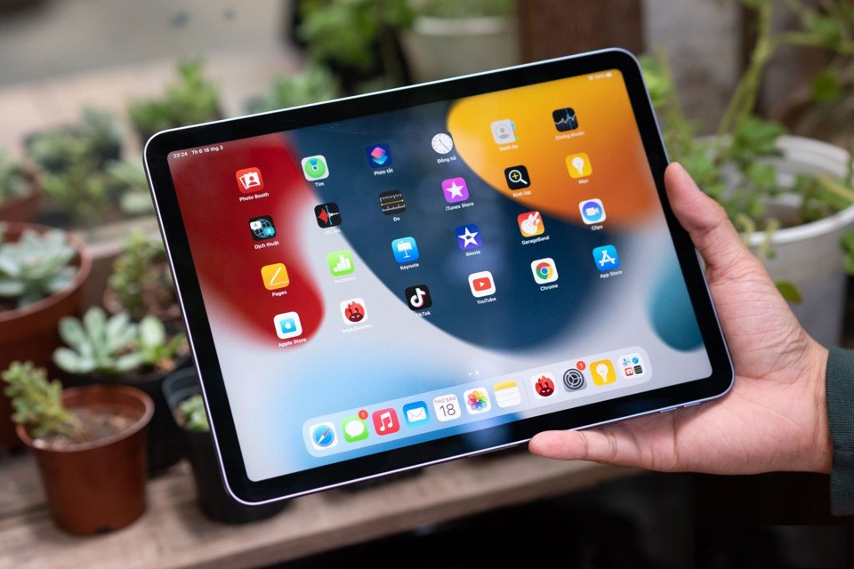 Đây sẽ là chiếc iPad Pro có màn hình lớn nhất của Apple - 2