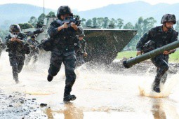 Quân đội Trung Quốc tập trận bắn đạn thật ở biên giới với Myanmar: Chuyên gia nói gì?