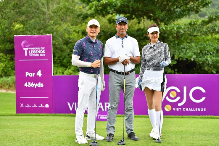 Hoa hậu Ngọc Hân - Jennifer Phạm, Á hậu Huyền My khoe sắc ở giải golf huyền thoại