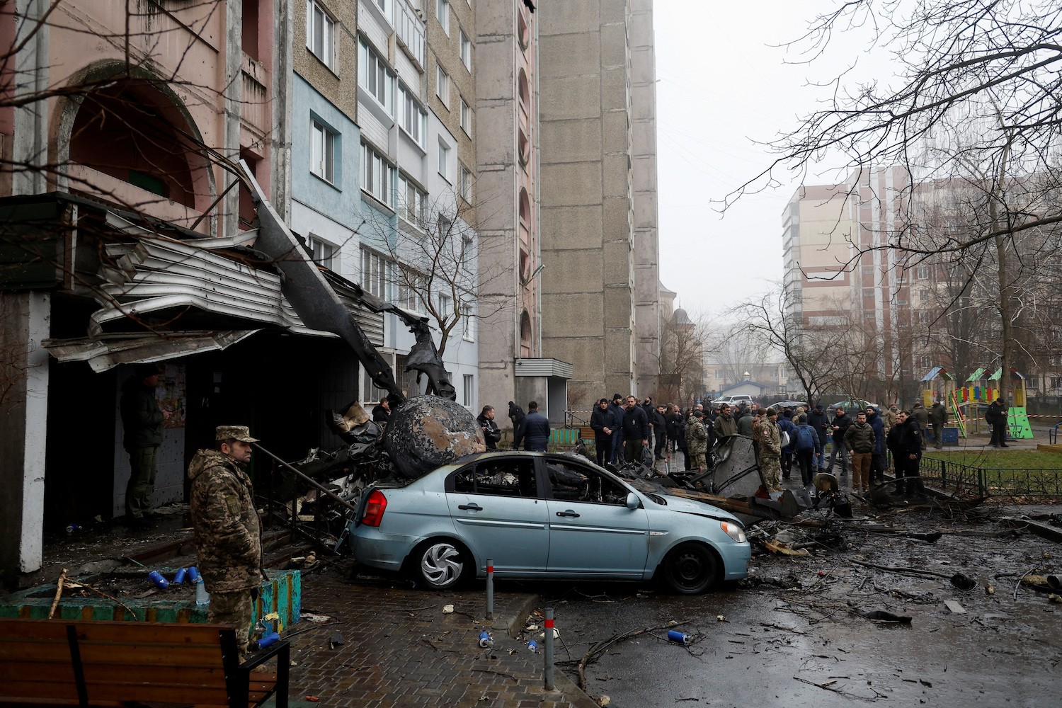 Công bố kết quả điều tra vụ rơi trực thăng khiến Bộ trưởng Nội vụ Ukraine thiệt mạng - 1