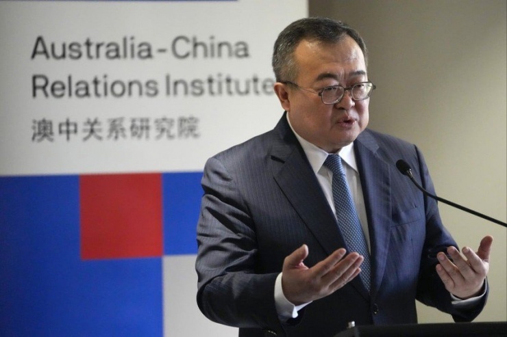 Quan chức cấp cao Trung Quốc cảnh báo Úc sau vụ tàu chiến đối đầu trên biển - 1