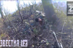 Video: Phản ứng của binh sĩ Nga khi gặp lính Ukraine bị thương ở tiền tuyến
