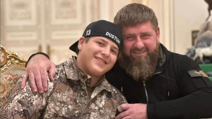 Con trai lãnh đạo Chechnya gia nhập lực lượng quốc phòng Nga. Ảnh: Nova News