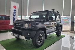 Suzuki Jimny đã có mặt tại đại lý Việt Nam