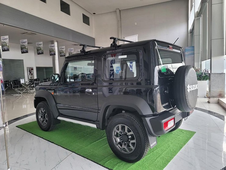 Suzuki Jimny đã có mặt tại đại lý Việt Nam - 5