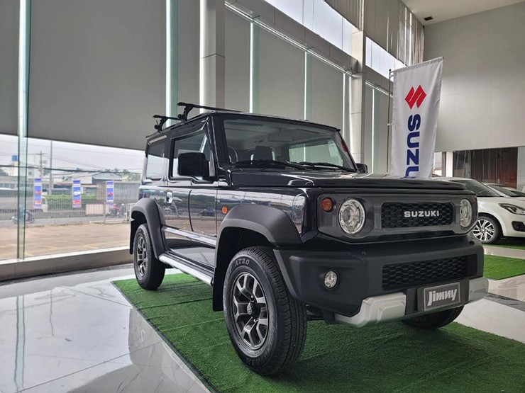 Suzuki Jimny đã có mặt tại đại lý Việt Nam - 3