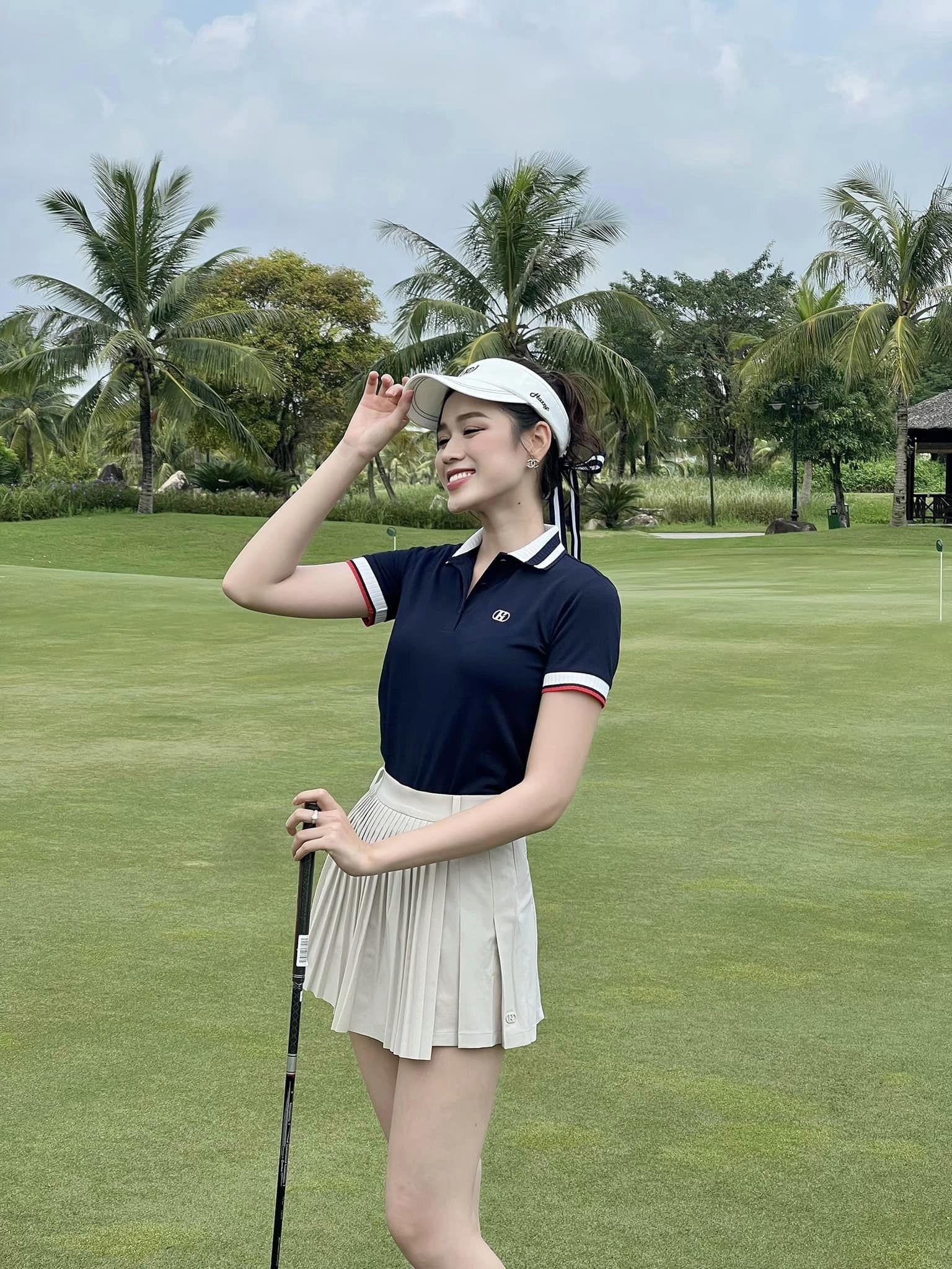 Ngoài ra, Đỗ Thị Hà còn yêu thích bộ môn golf.