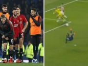 Bóng đá - Mbappe tung người móc bóng &quot;khó đỡ&quot;, fan MU &quot;chê&quot; không bằng Garnacho