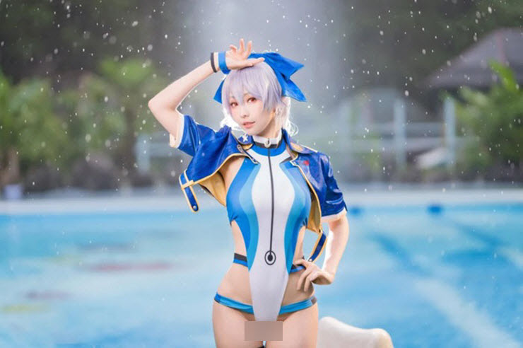 “Bỏng mắt” trước màn cosplay cô nàng Saber của game Fate/Grand Order - 7