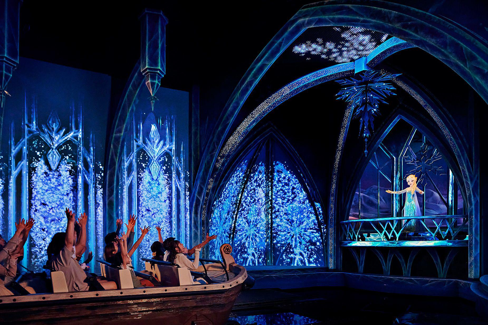 Disneyland Hồng Kông ra mắt công viên chủ đề phim Frozen đẹp như cổ tích - 2