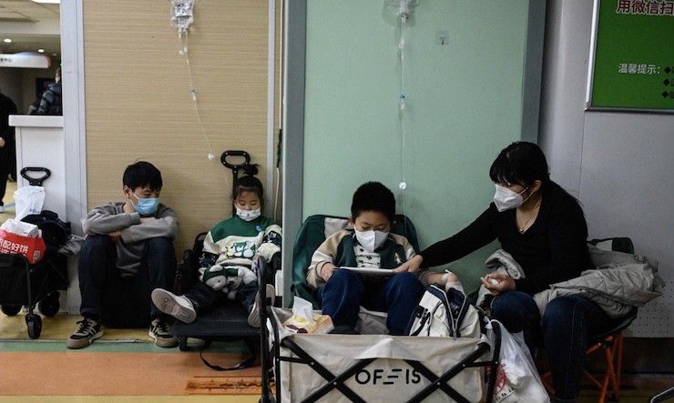 Báo Trung Quốc viết về tình hình điều trị các ca bệnh hô hấp - 1