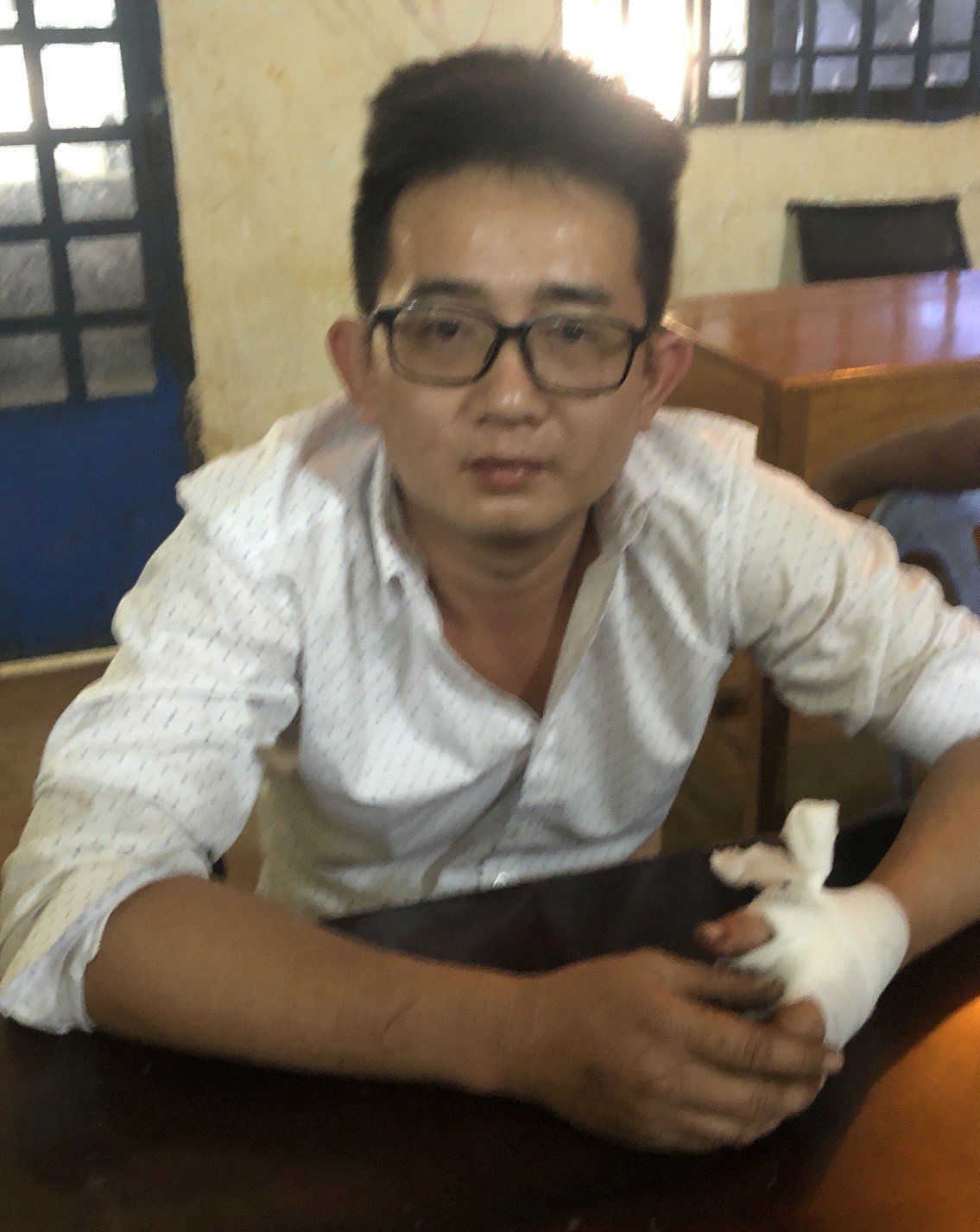 Sát hại bạn gái tại quán cà phê rồi trốn sang Campuchia - 1