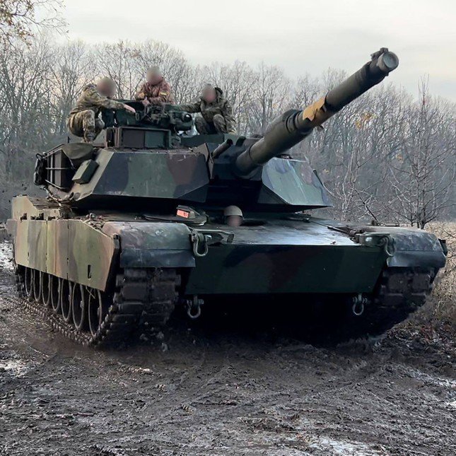 Lộ diện “sát thủ” đáng ngại bậc nhất đối với xe tăng M1 Abrams Mỹ chuyển cho Ukraine - 1