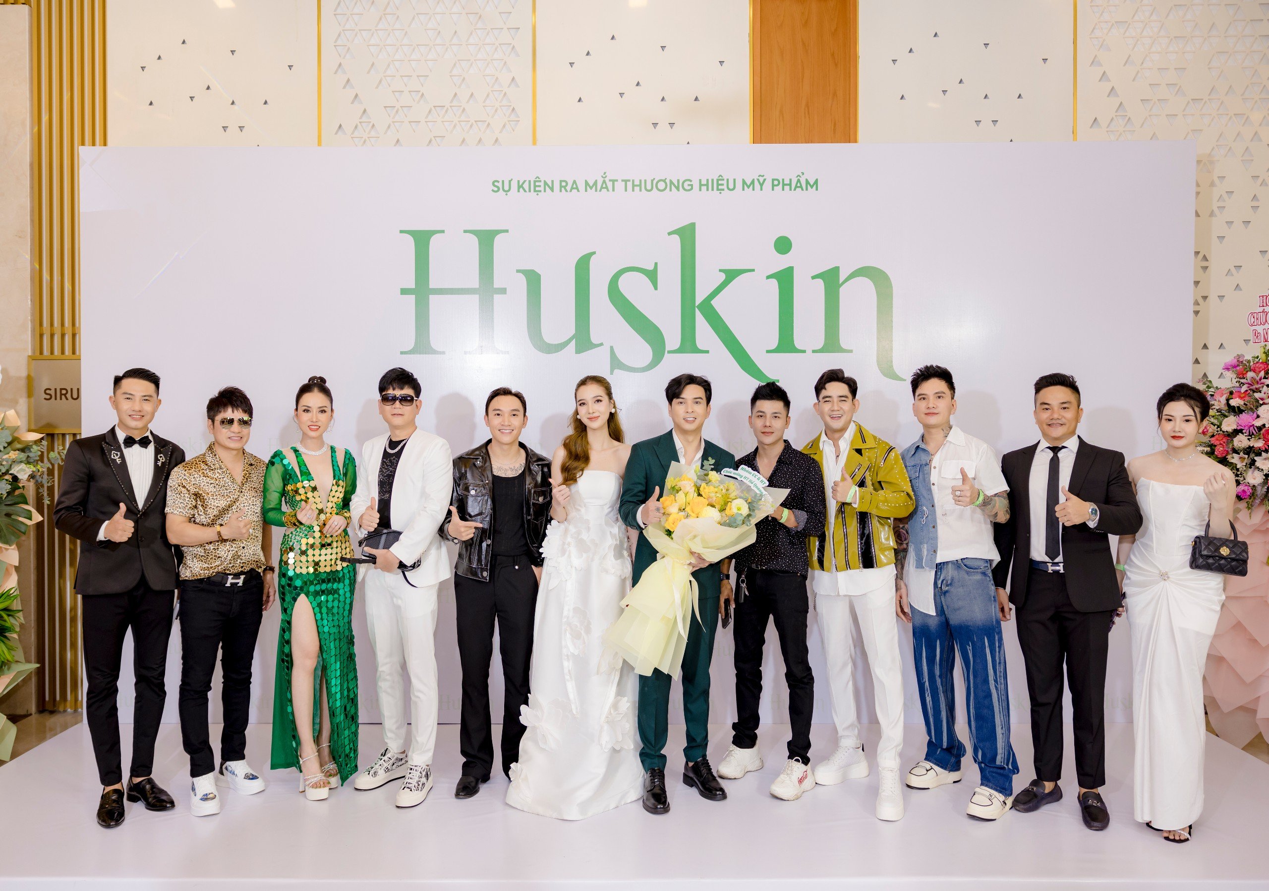 Vợ chồng Hồ Quang Hiếu ra mắt thương hiệu mỹ phẩm Huskin - 6