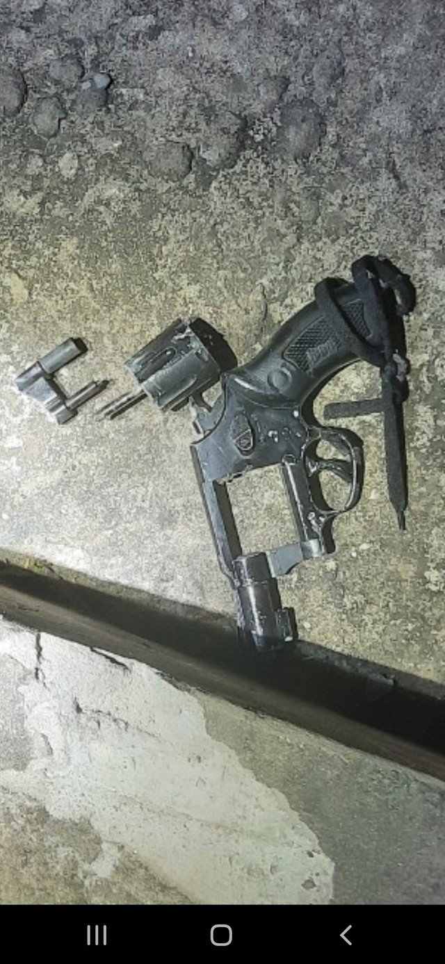 2 đối tượng dùng súng cướp tiệm vàng ở Trà Vinh, 1 người chết - 2