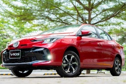 Giá xe Toyota Vios niêm yết và lăn bánh tháng 12/2023, giảm 50% LPTB