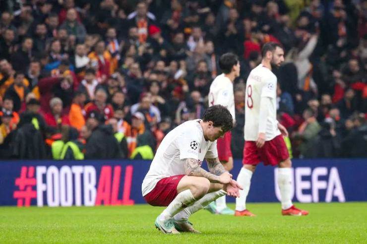 MU để hòa đáng tiếc trên sân Galatasaray