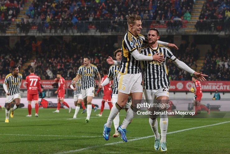 Rabiot mang đến niềm vui sớm cho Juventus&nbsp;