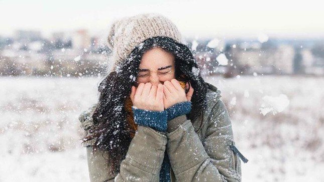 Những việc tránh tuyệt đối không làm khi trời chuyển lạnh kẻo nguy hiểm cho sức khoẻ - 1