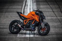 2024 KTM 1390 Super Duke R trình làng, "quái thú" với sức mạnh hủy diệt