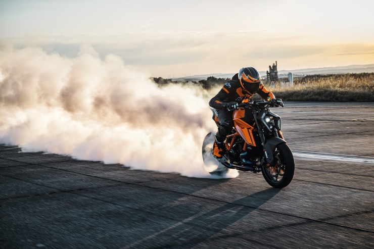 2024 KTM 1390 Super Duke R trình làng, 