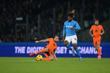 Kết quả bóng đá Napoli - Inter Milan: Mở điểm ngỡ ngàng, đương kim vô địch sụp đổ (Serie A)