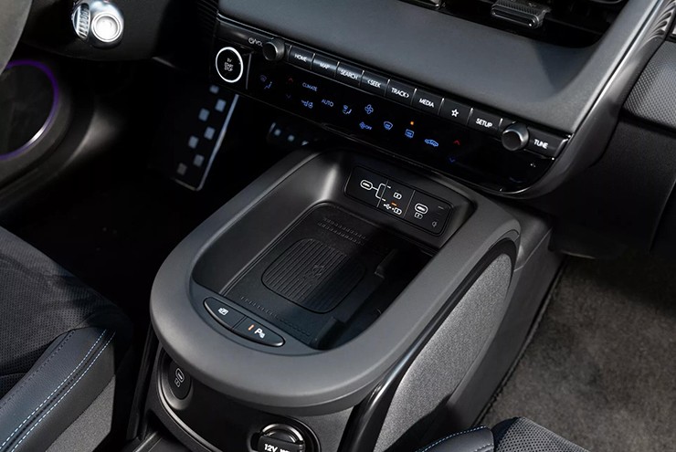 Xe điện hiệu suất cao Hyundai Ioniq 5 N lộ diện ảnh thực tế