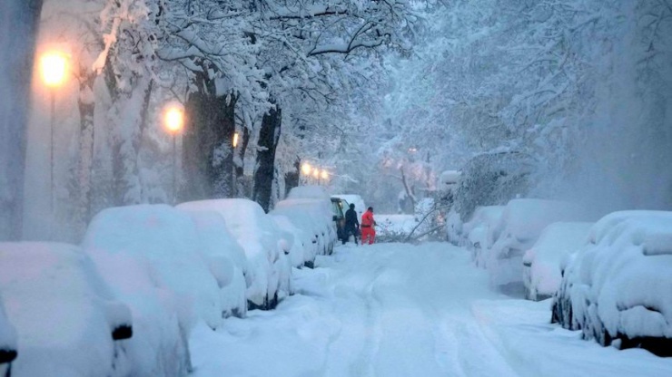 Bão tuyết kỷ lục gây hỗn loạn nhiều nơi, Siberia lạnh âm 50 độ C - 3