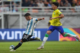 Video bóng đá U17 Brazil - U17 Argentina: Thế trận lấn lướt, truyền nhân Messi rực sáng (U17 World Cup)