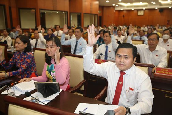 Từ khi Nghị quyết 98 có hiệu lực, HĐND TP HCM tổ chức nhiều kỳ họp để thông qua các nghị quyết triển khai Nghị quyết 98 - Ảnh: Nguyễn Phan