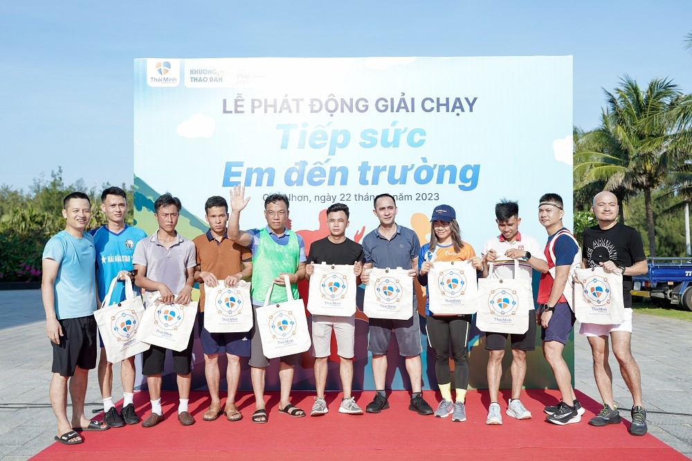 Chiến dịch tiếp sức em đến trường: Khi việc thiện là làm cùng nhau - 5