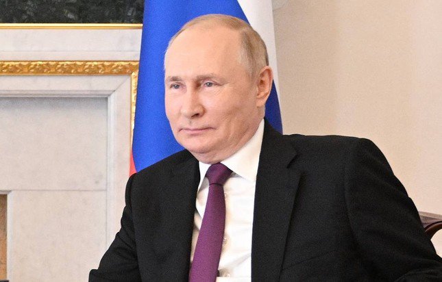 Tổng thống Nga Putin sẽ mang quà đến UAE, Ả-rập Xê-út - 1