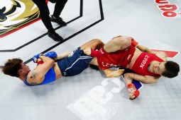 4 ”bóng hồng” đấm đá mạnh mẽ ở sàn MMA Việt Nam: Đả nữ Hungary thắng nhờ đòn siết cổ