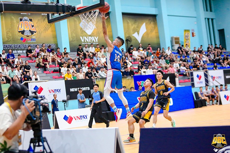 Hanoi Basketball Championship là&nbsp;giải bóng rổ bán chuyên có quy mô lớn nhất Việt Nam
