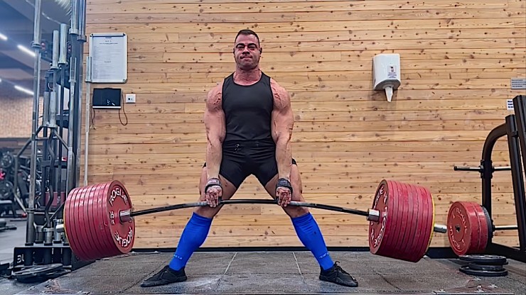 Dimitrov nâng thành công 500 kg