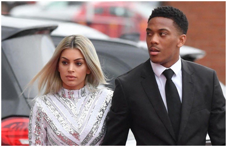 Cầu thủ Anthony Martial đã&nbsp;bị vợ Melanie Da Cruz đệ đơn ly hôn vì ngoại tình.&nbsp;
