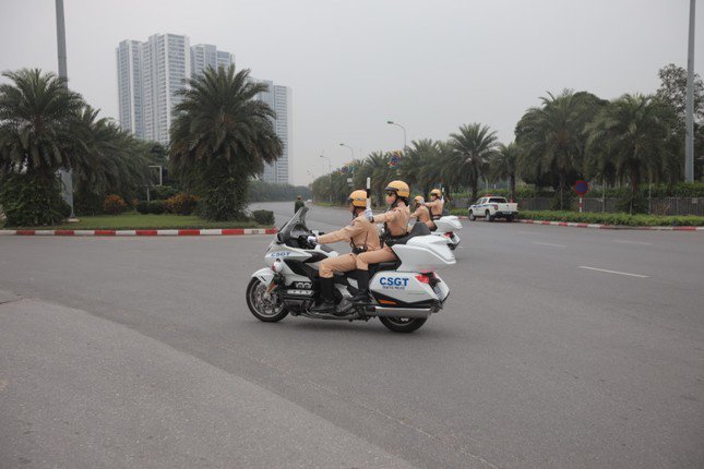 Cận cảnh dàn xe dẫn, đón đoàn khách quốc tế thăm Việt Nam - 3