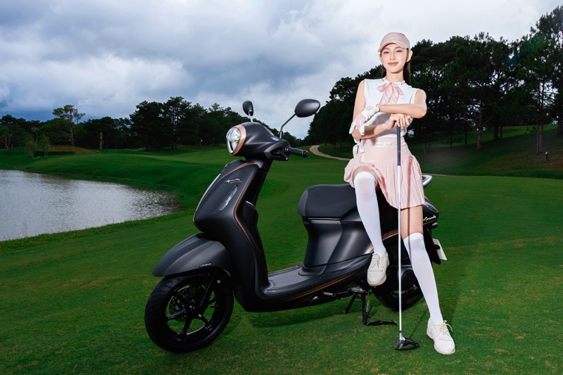 Thùy Tiên giải thích lí do các golfer nữ chuyển sang dùng xe máy trên sân golf - 7