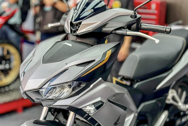 Honda giới thiệu bộ đôi xe máy mới Winner X 2024 và Wave RSX FI - 4