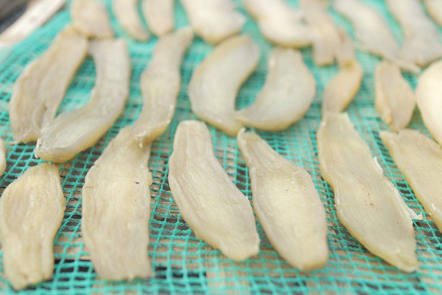 Món khoai deo Quảng Bình là 1 trong 5 đặc sản thiên nhiên và đặc sản quà tặng dược Tổ chức Kỷ lục châu Á xác lập kỷ lục.