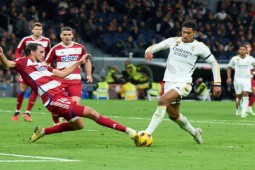 Video bóng đá Real Madrid - Granada: Mãn nhãn 2 bàn, đòi lại ngôi đầu (La Liga)